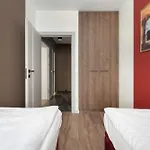 Stylish For 6 With Balcony Near The Main Square By Renters Wrocław