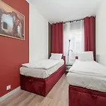 Stylish For 6 With Balcony Near The Main Square By Renters Wrocław