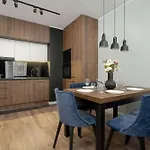 Lejlighed Stylish For 6 With Balcony Near The Main Square By Renters *