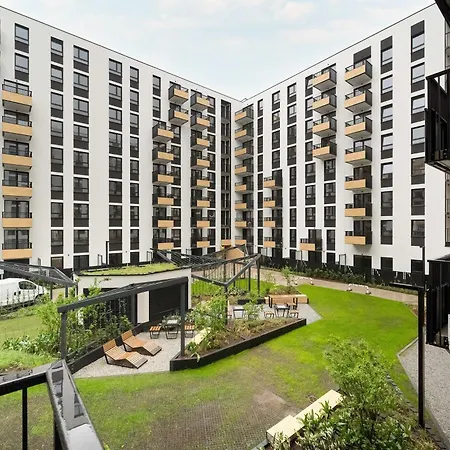 Stylish For 6 With Balcony Near The Main Square By Renters * Vratislav