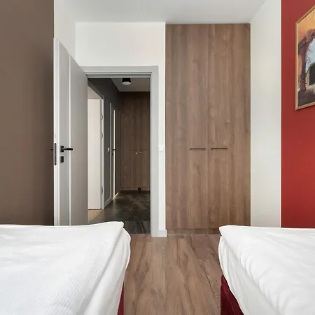 Stylish For 6 With Balcony Near The Main Square By Renters 브로츠와프