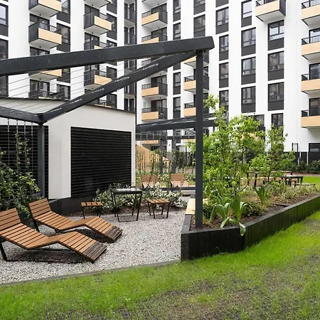 Stylish For 6 With Balcony Near The Main Square By Renters Apartman Wrocław