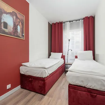 Stylish For 6 With Balcony Near The Main Square By Renters 브로츠와프