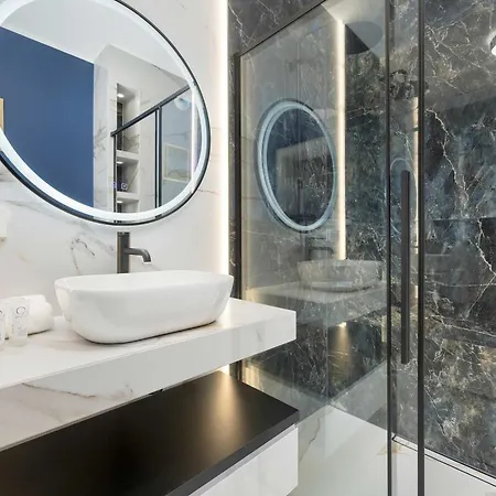 Stylish For 6 With Balcony Near The Main Square By Renters 브로츠와프