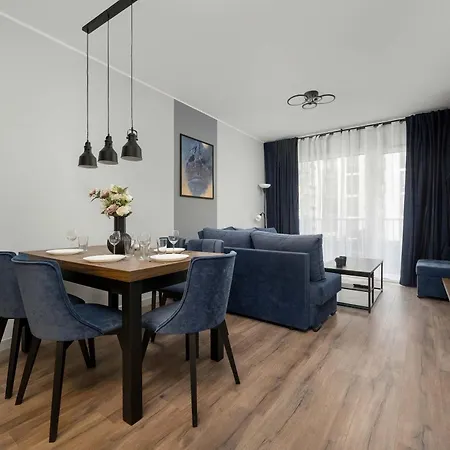 Stylish For 6 With Balcony Near The Main Square By Renters 아파트 브로츠와프