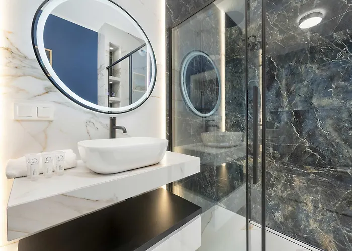 Stylish For 6 With Balcony Near The Main Square By Renters Wrocław